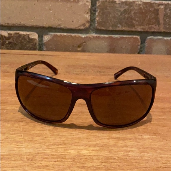electric outline sunglasses